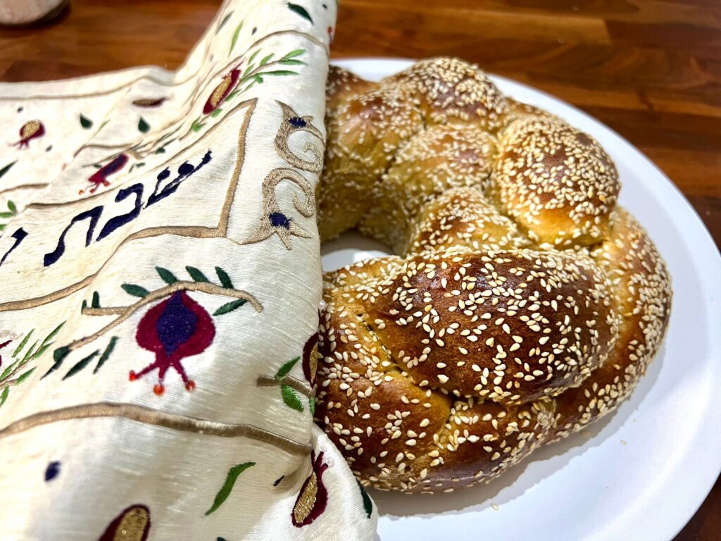 חלה ללא קמח מעלפת דלת פחמימה במרקם חלה רגילה - מתוק בריא